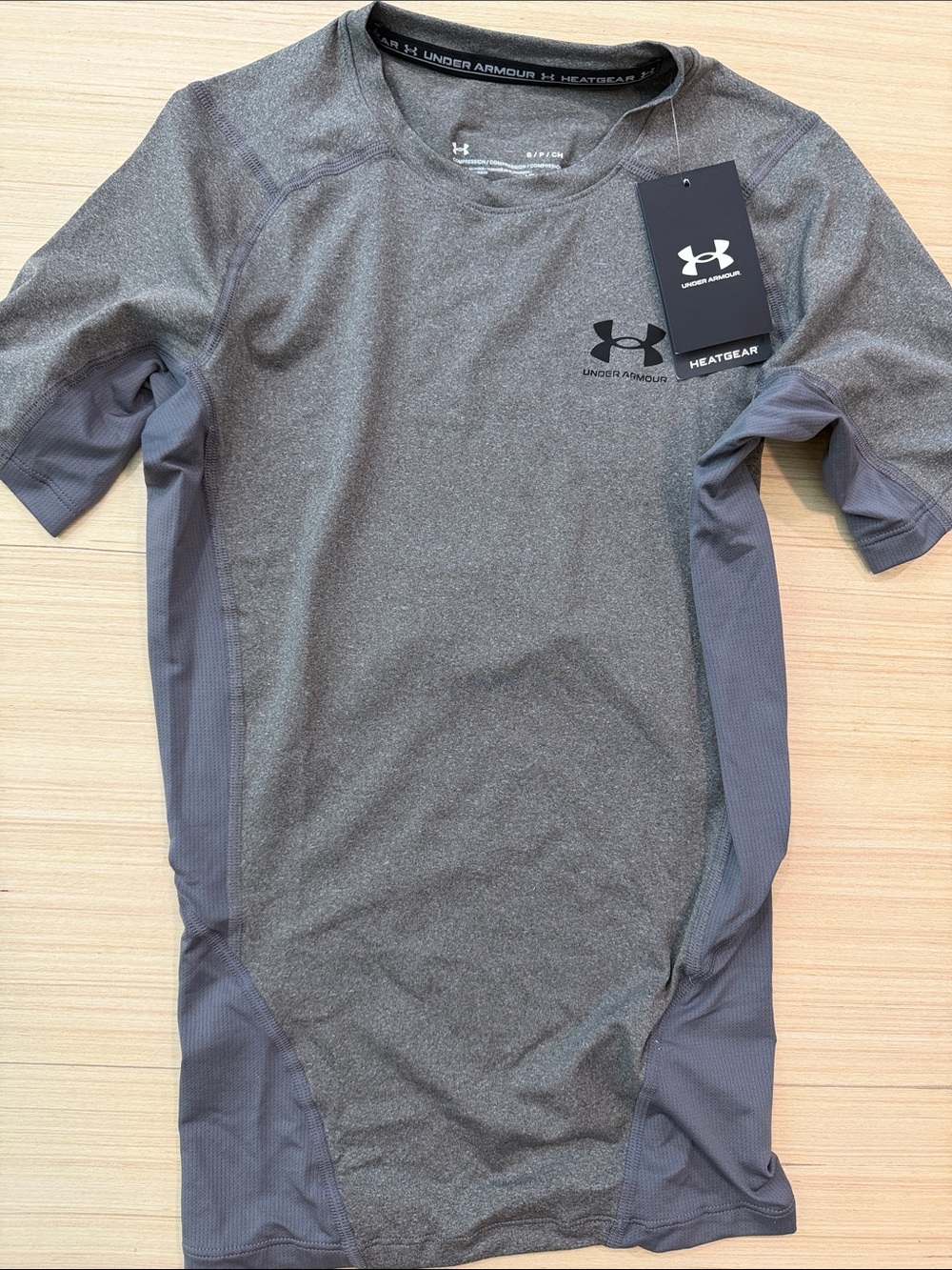 Under Armour Men’s HeatGear Short Sleeve Compression Shirt - Charcoal Gray
